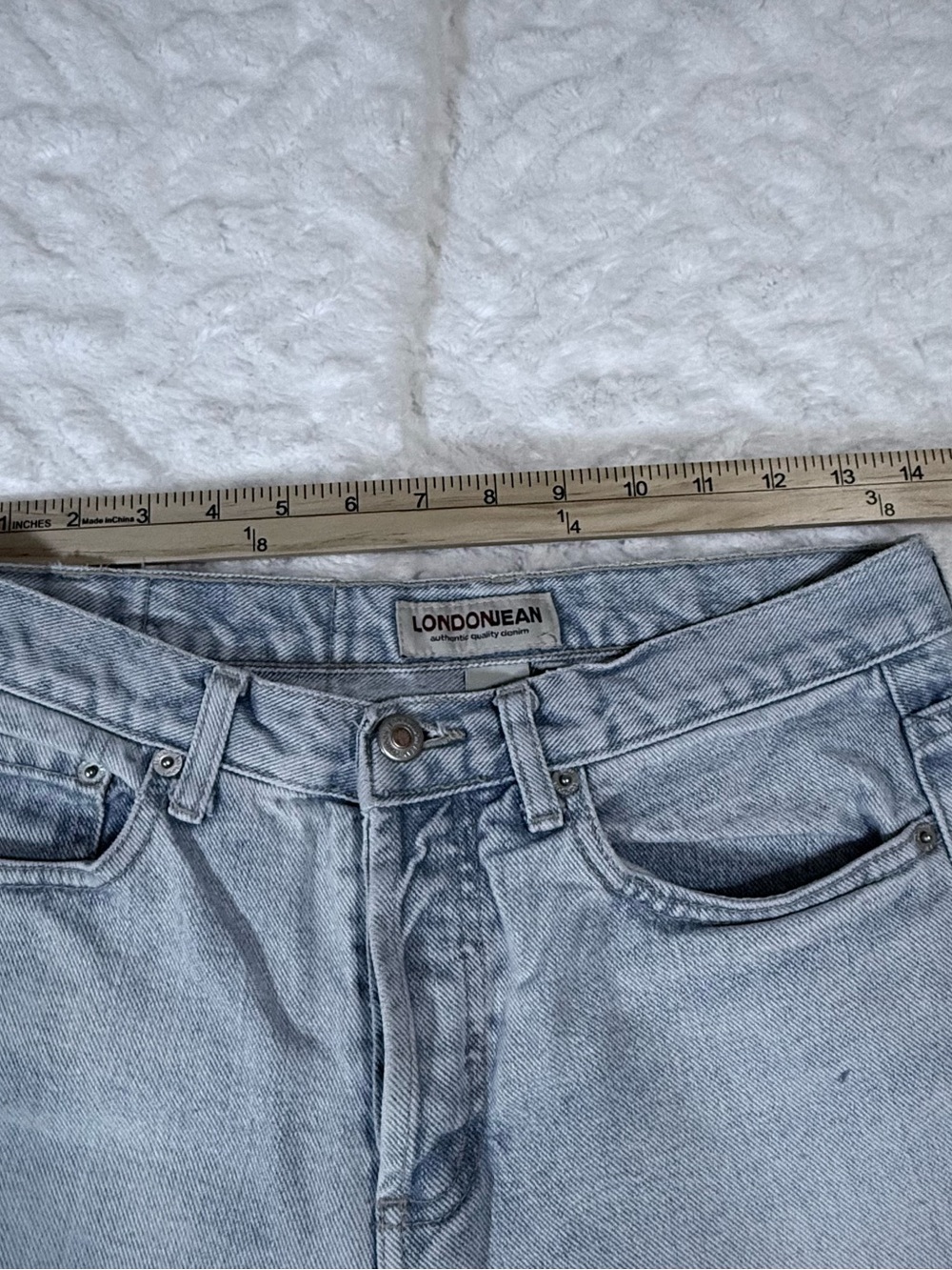 LONDONJEAN Light Blue Cropped Jeans with Patterned Hem - Gently Used -Size 8 - Picture 7 of 12